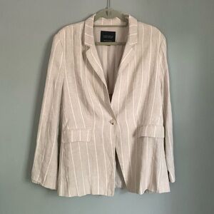 Lightweight blazer